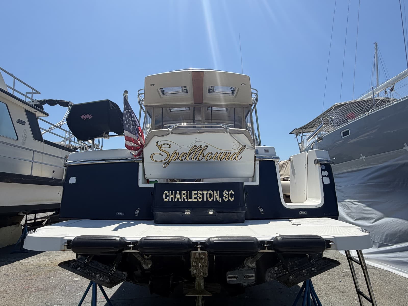 2015 Cutwater C-30 Sedan - Photo 3
