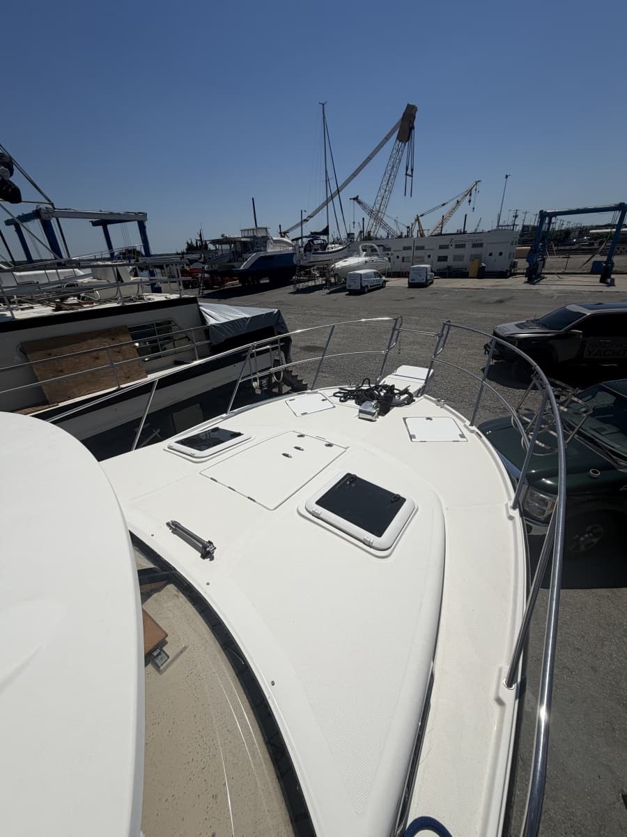 2015 Cutwater C-30 Sedan - Photo 11