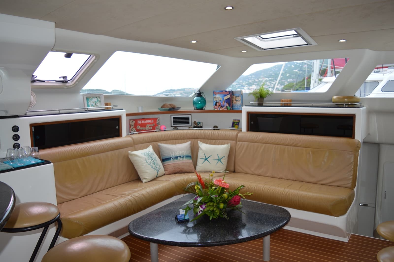 2011 Voyage Yachts 520 - Photo 13
