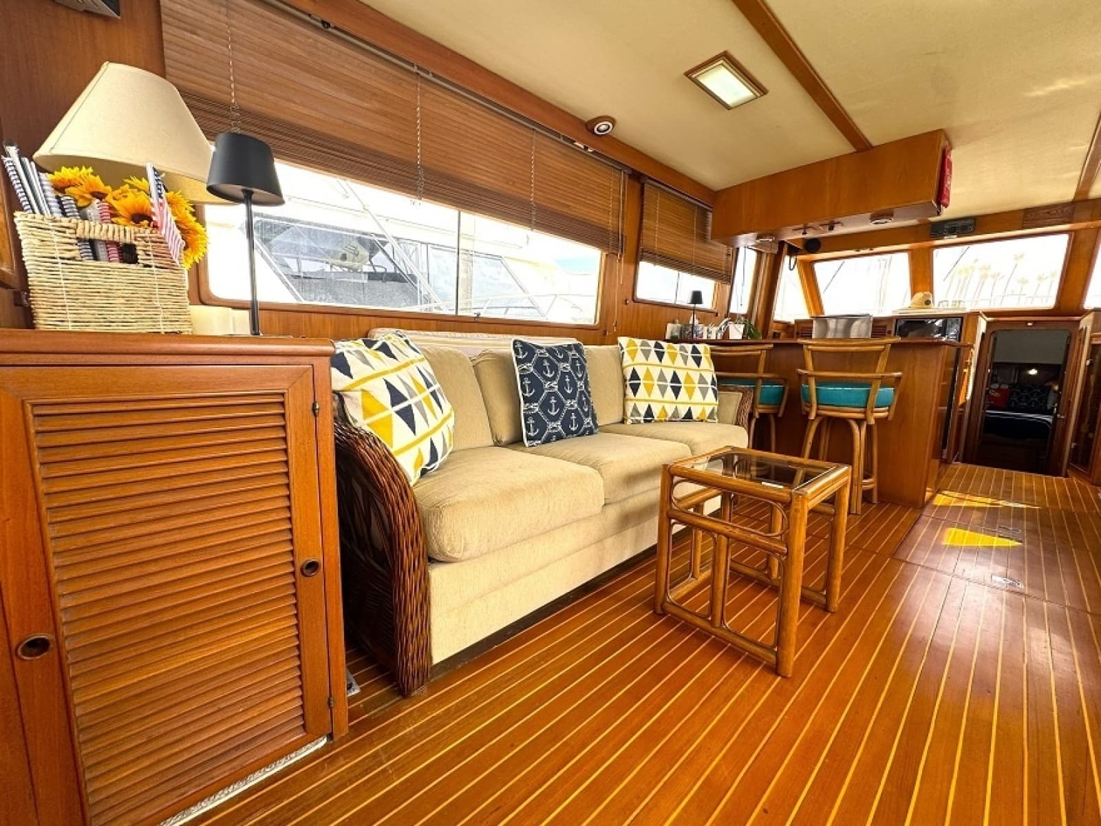 1988 Offshore Yachts  - Photo 3