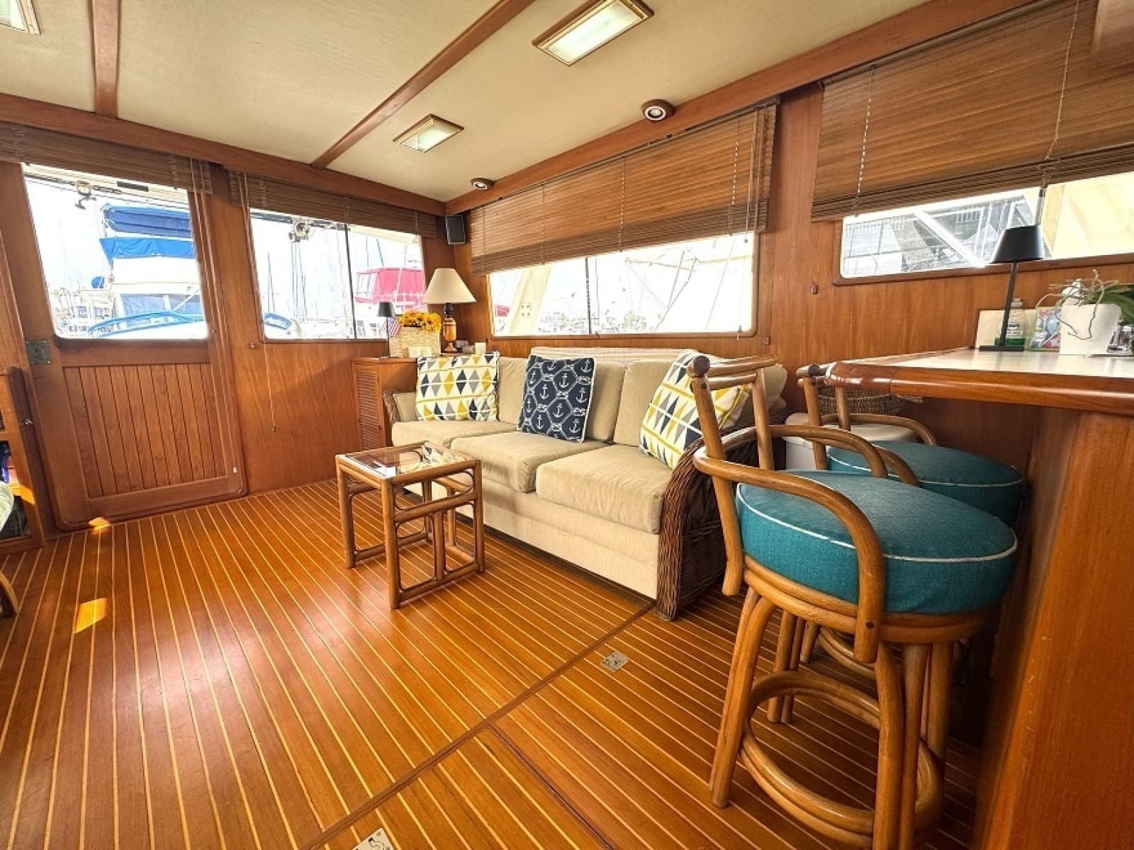 1988 Offshore Yachts  - Photo 5