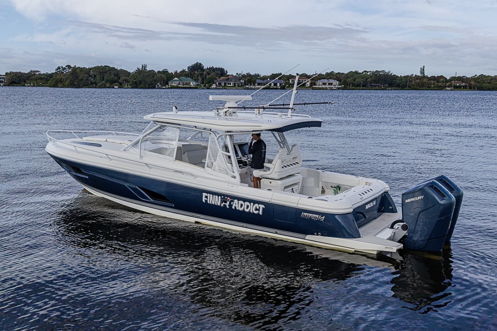 2024 Intrepid Valor - Photo 31