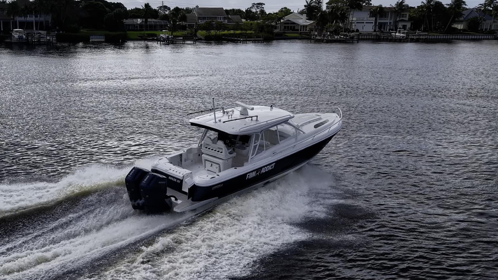 2024 Intrepid Valor - Photo 9