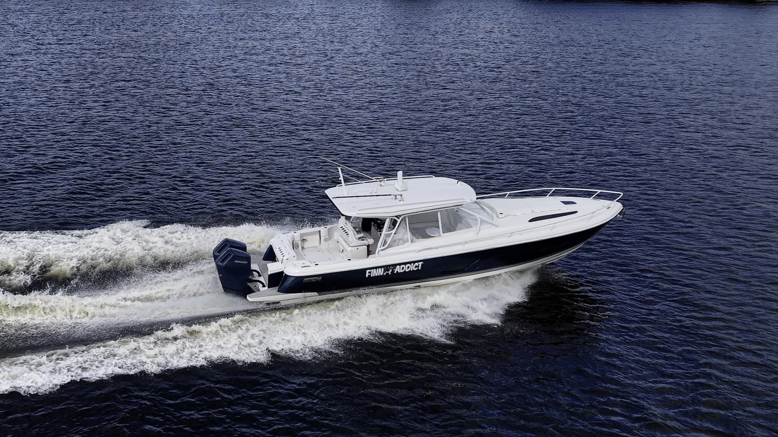 2024 Intrepid Valor - Photo 11