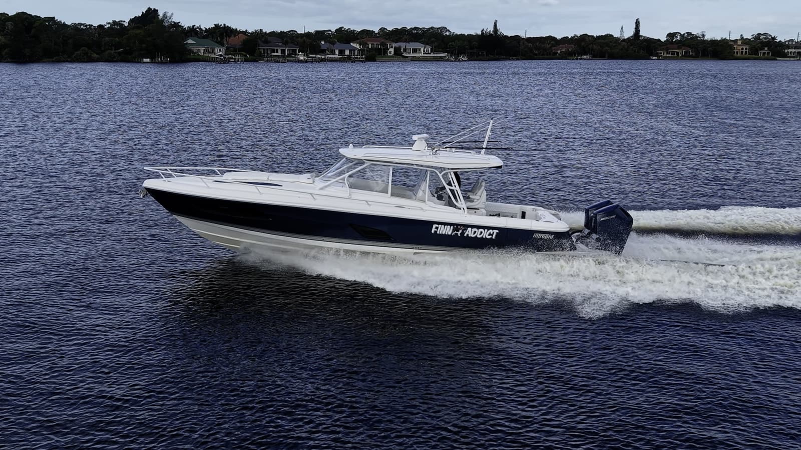 2024 Intrepid Valor - Photo 1
