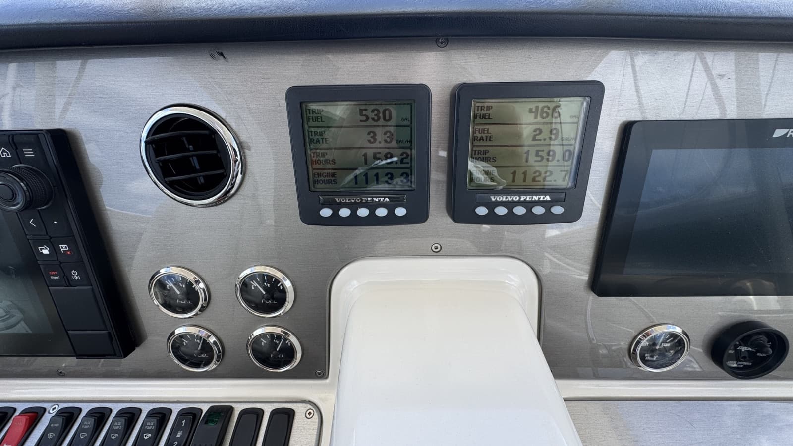 2007 Carver 47 Cockpit Motor Yacht - Photo 40