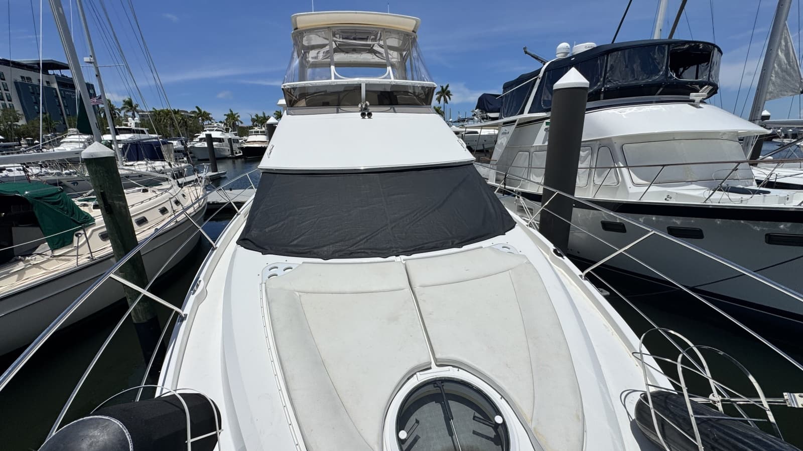 2007 Carver 47 Cockpit Motor Yacht - Photo 16