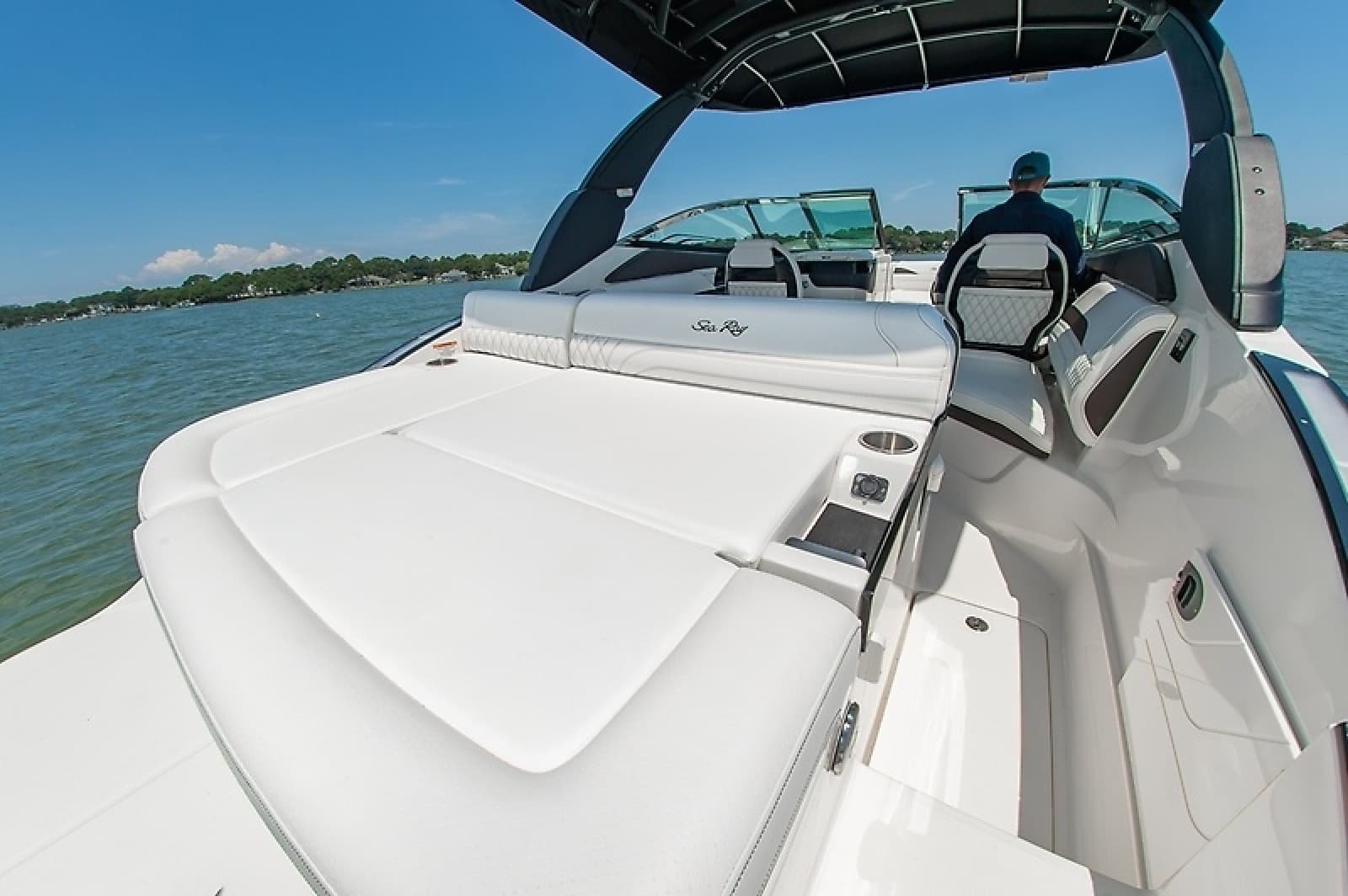 2023 Sea Ray 260 SLX - Photo 10