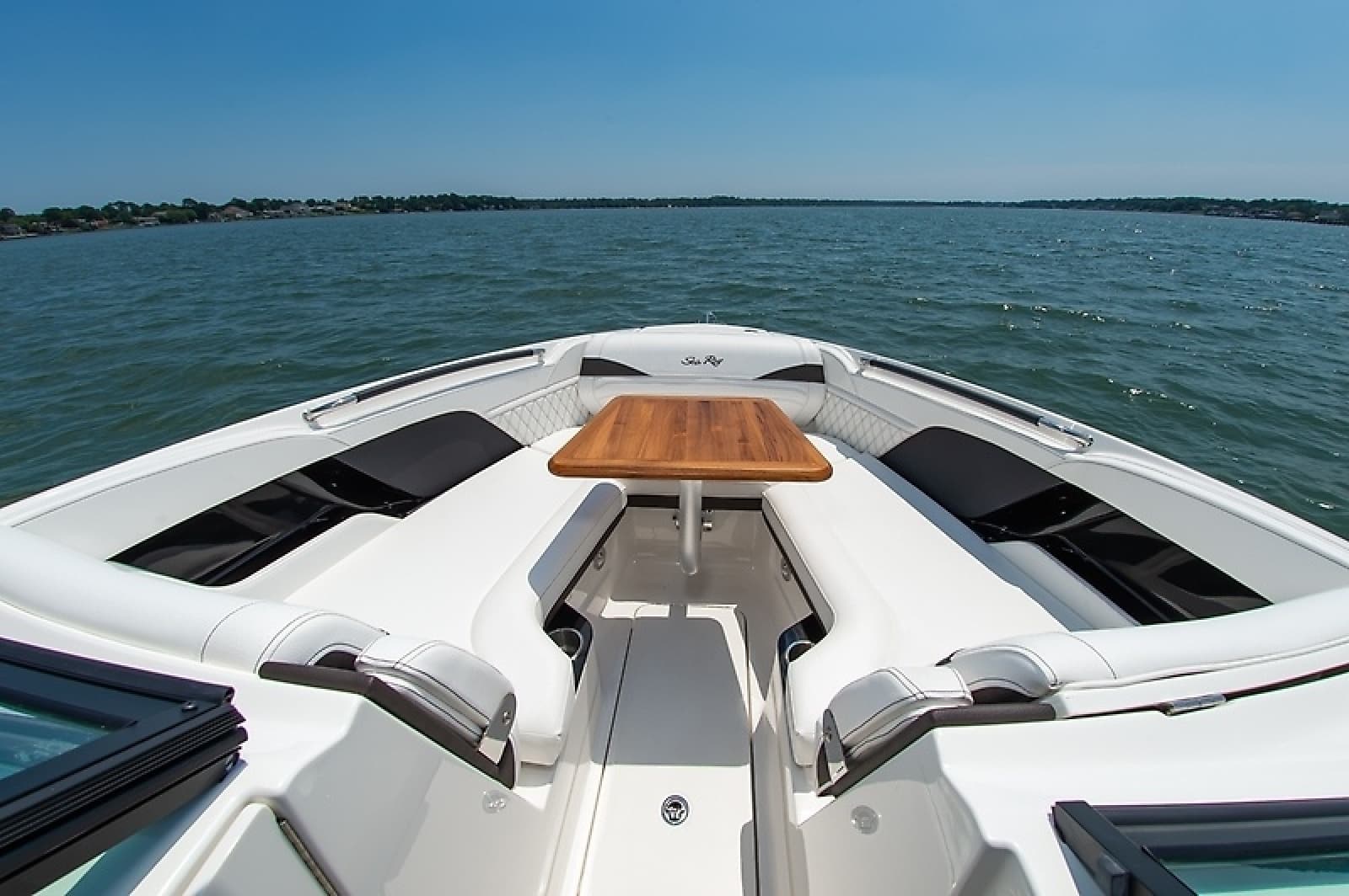 2023 Sea Ray 260 SLX - Photo 12