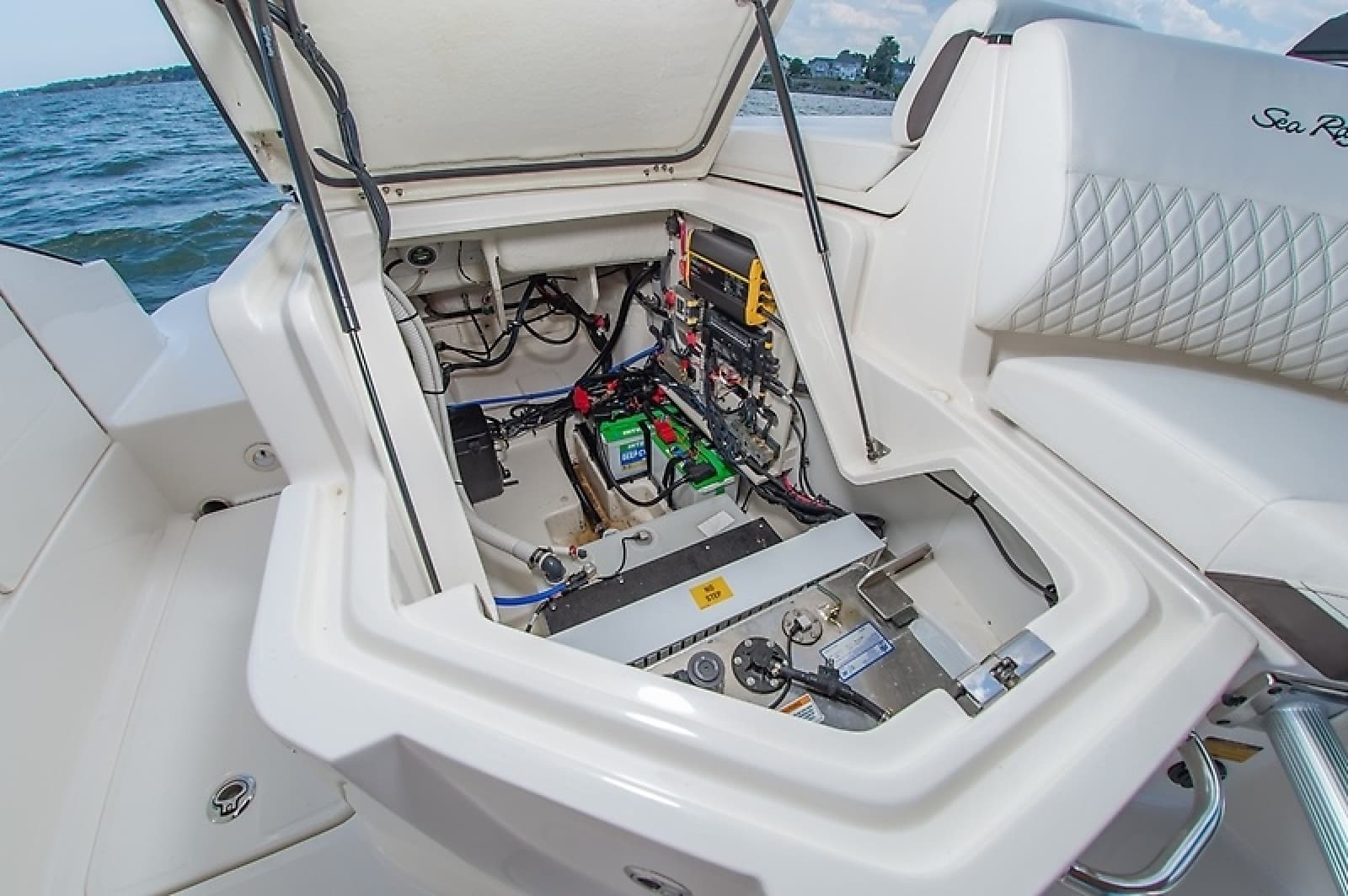 2023 Sea Ray 260 SLX - Photo 28