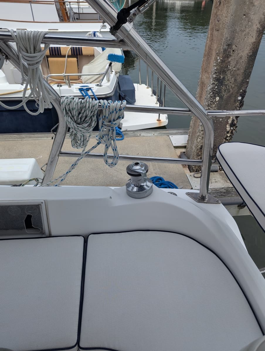 2006 Hunter 33 - Photo 4