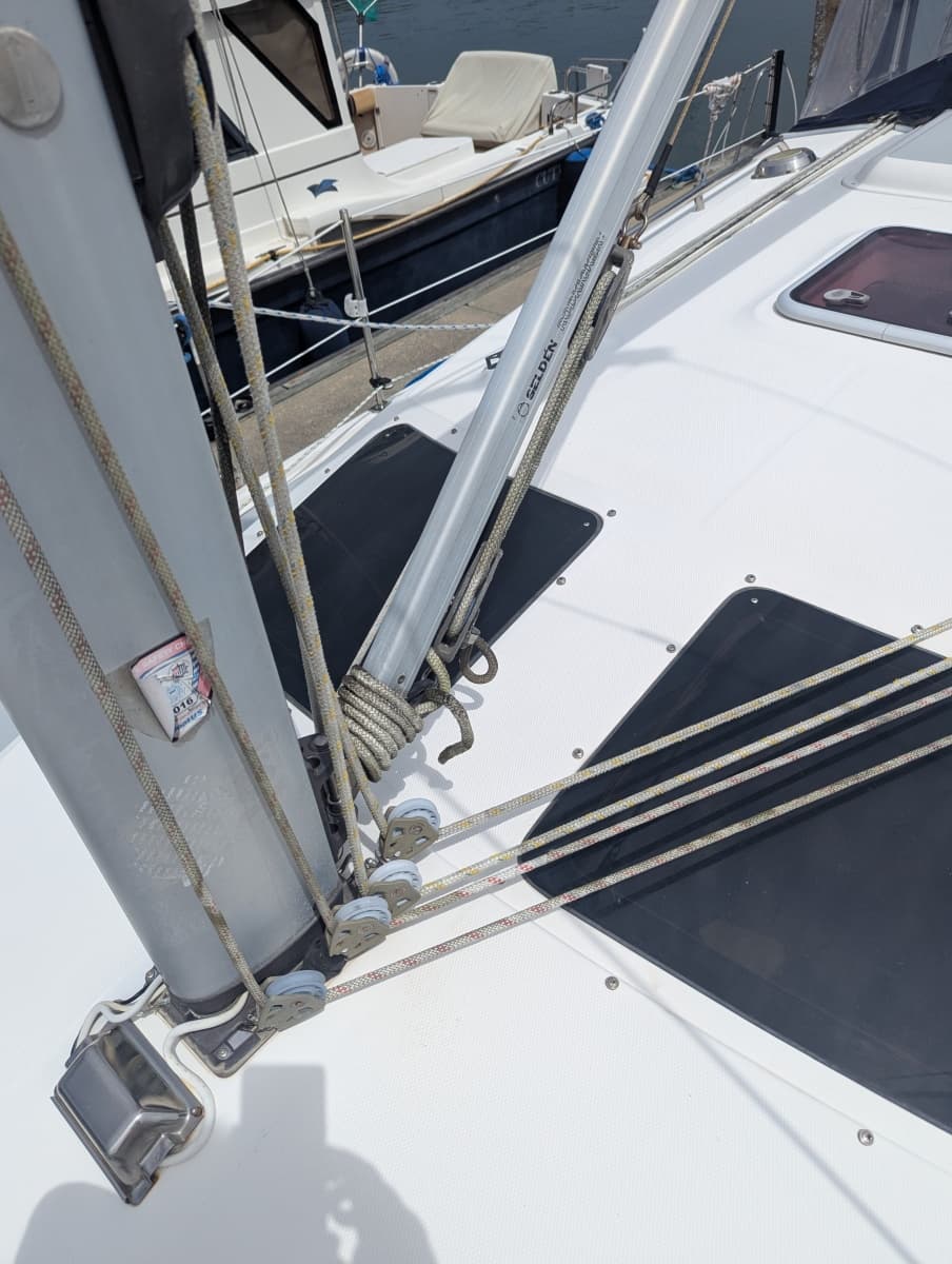 2006 Hunter 33 - Photo 21