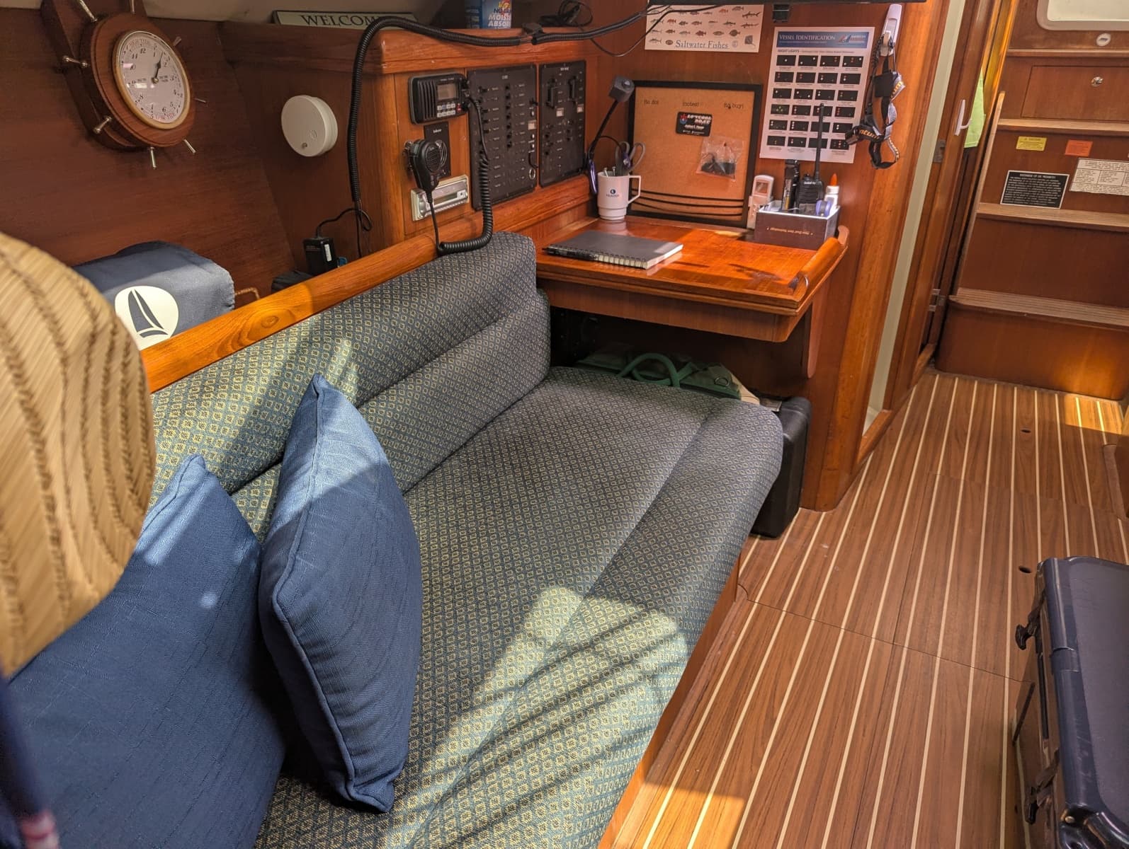 2006 Hunter 33 - Photo 25