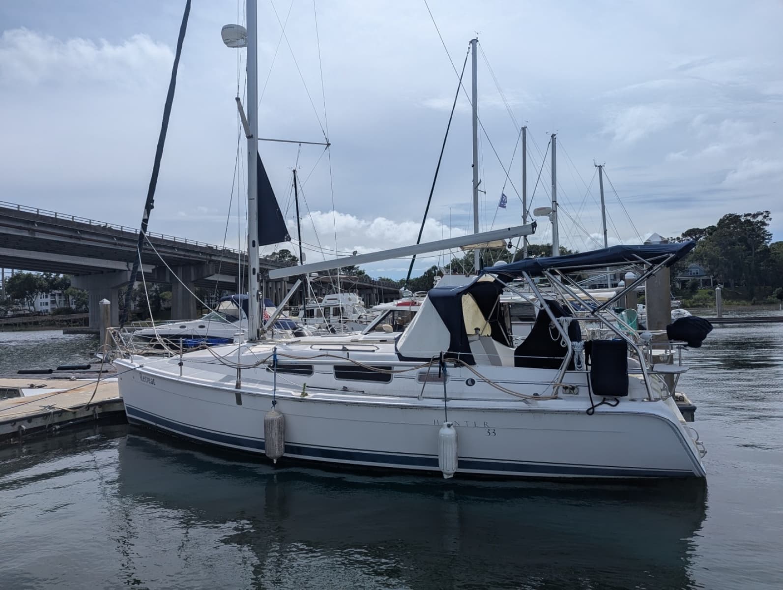 2006 Hunter 33 - Photo 1