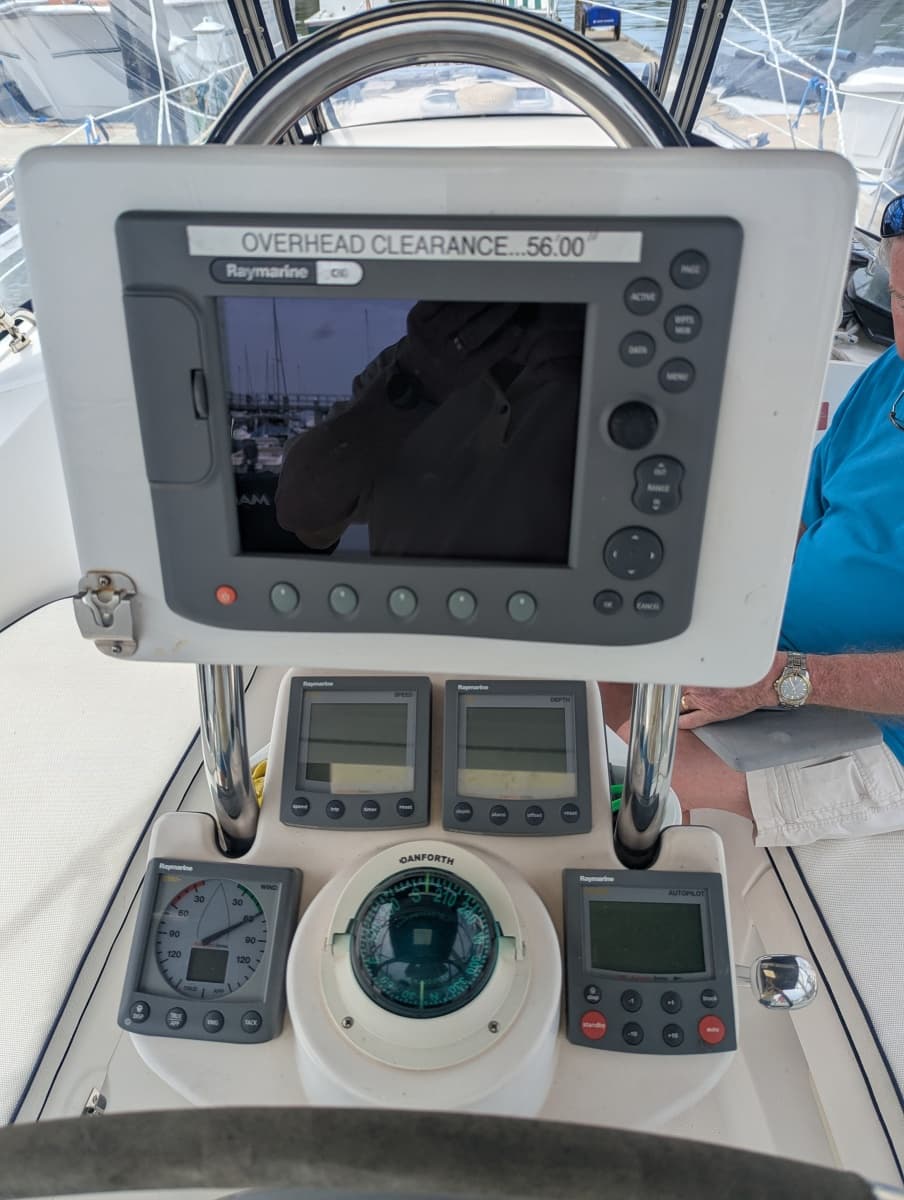 2006 Hunter 33 - Photo 17