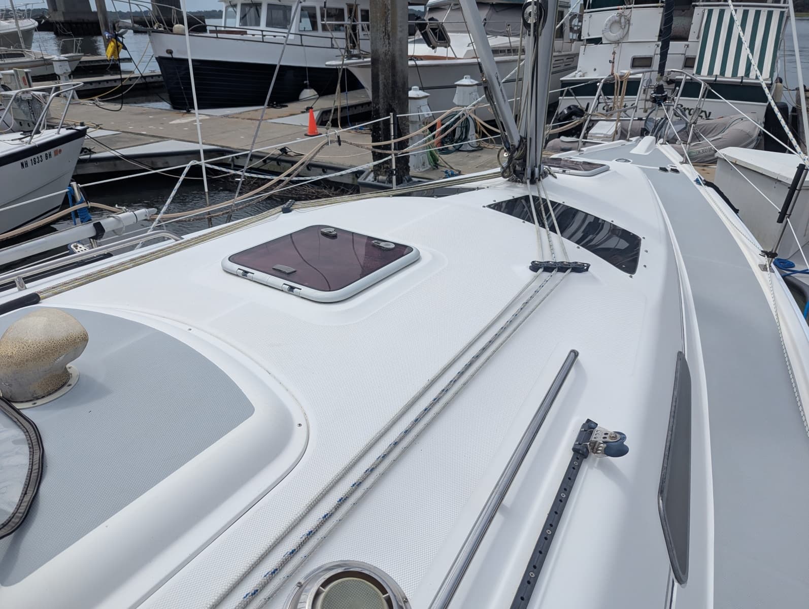 2006 Hunter 33 - Photo 12