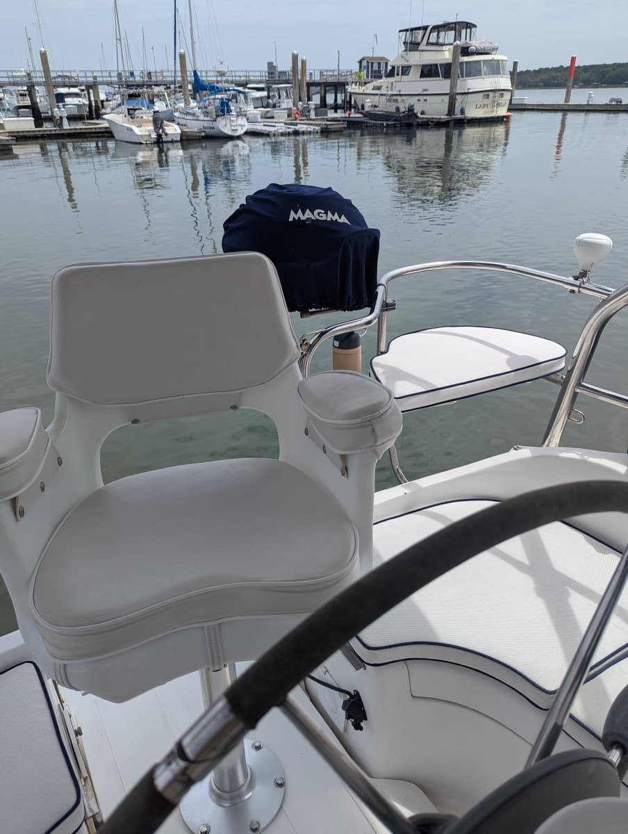 2006 Hunter 33 - Photo 13