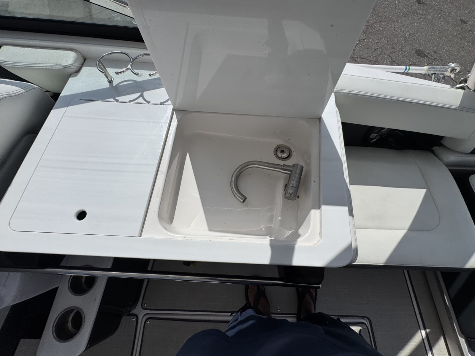 2021 Regal 290 OBX - Photo 15