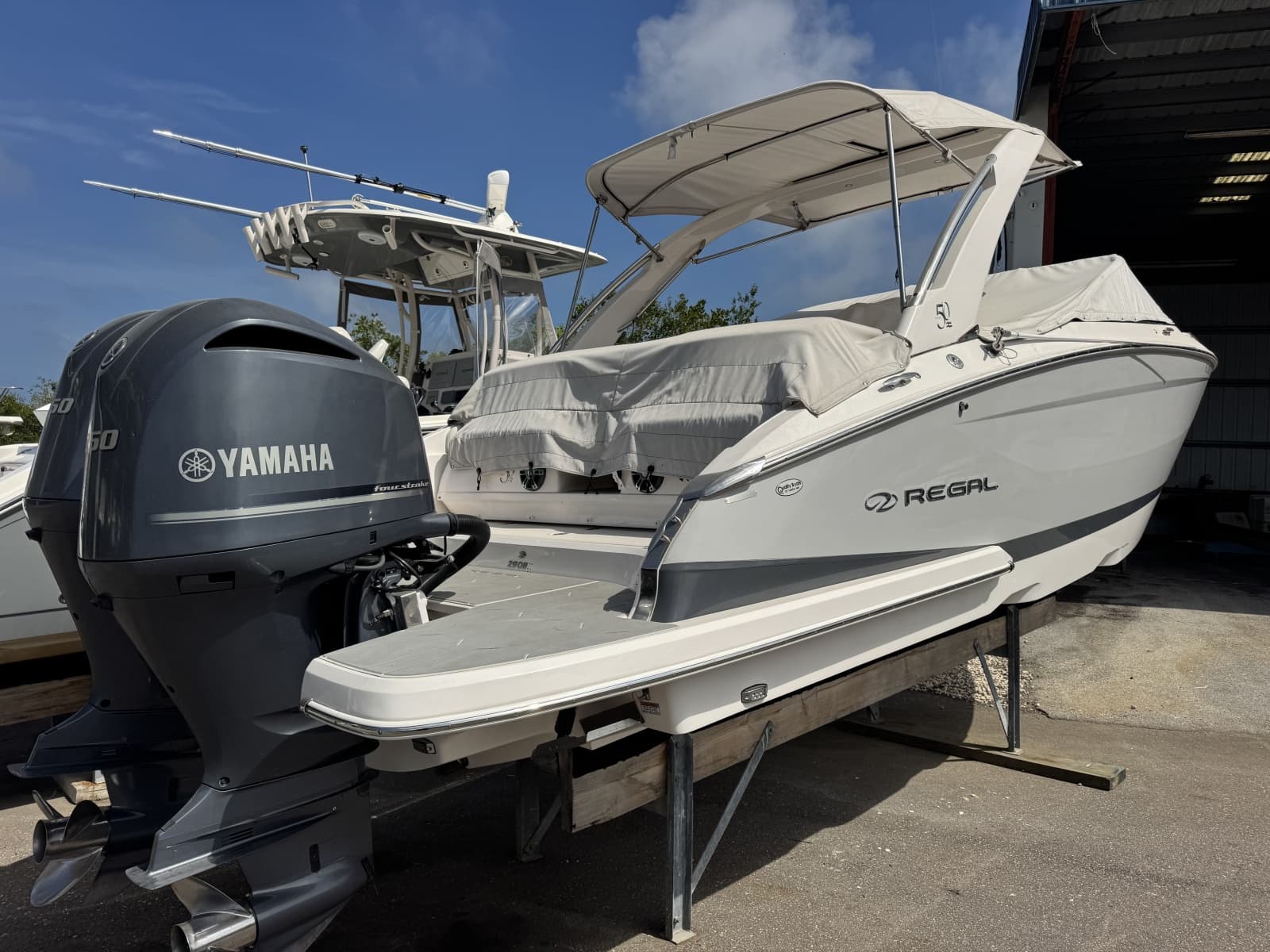 2021 Regal 290 OBX - Photo 3