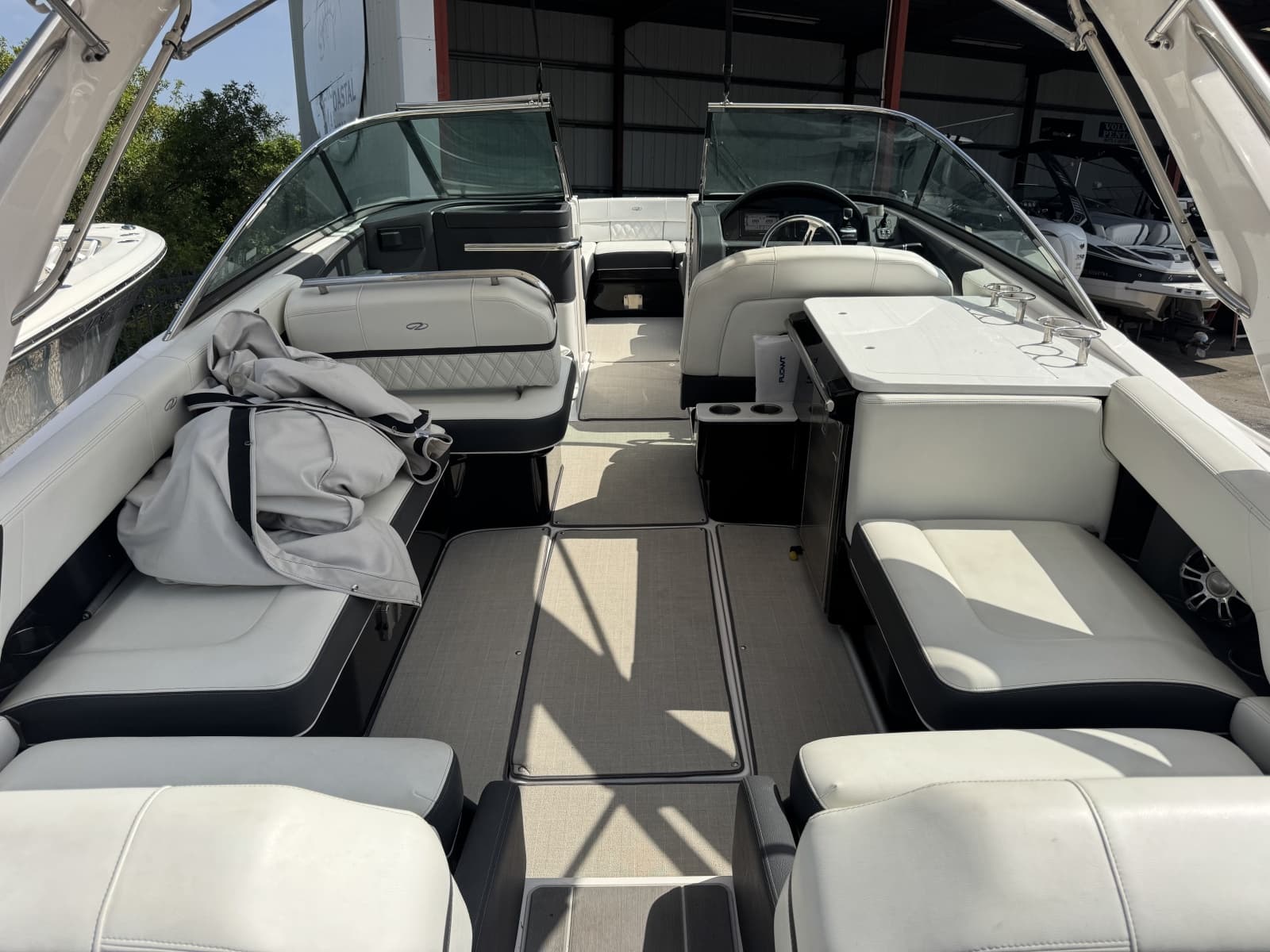 2021 Regal 290 OBX - Photo 17