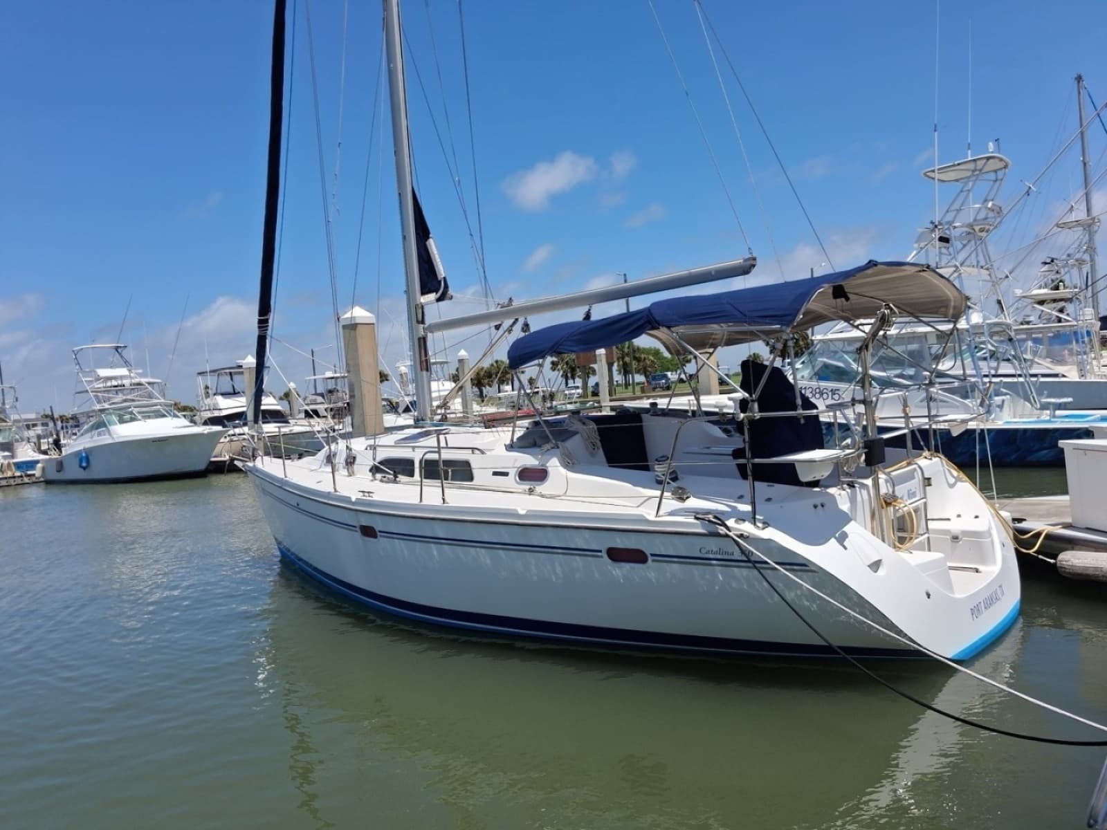 2005 Catalina 350 - Photo 1