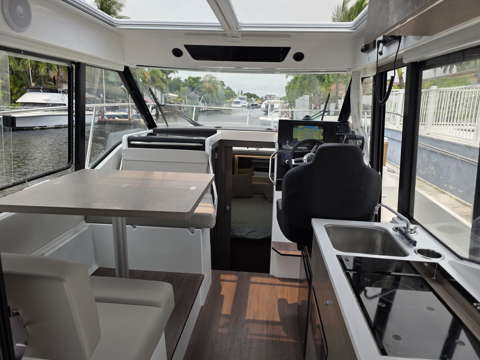 2025 Jeanneau NC 895 Series 2 - Photo 15