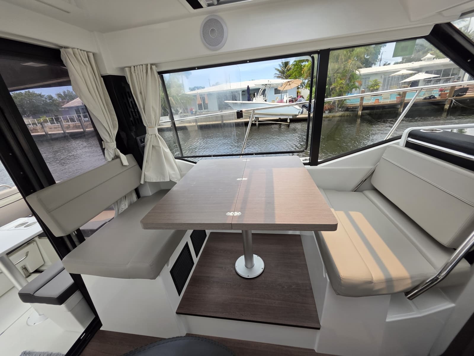 2025 Jeanneau NC 895 Series 2 - Photo 19