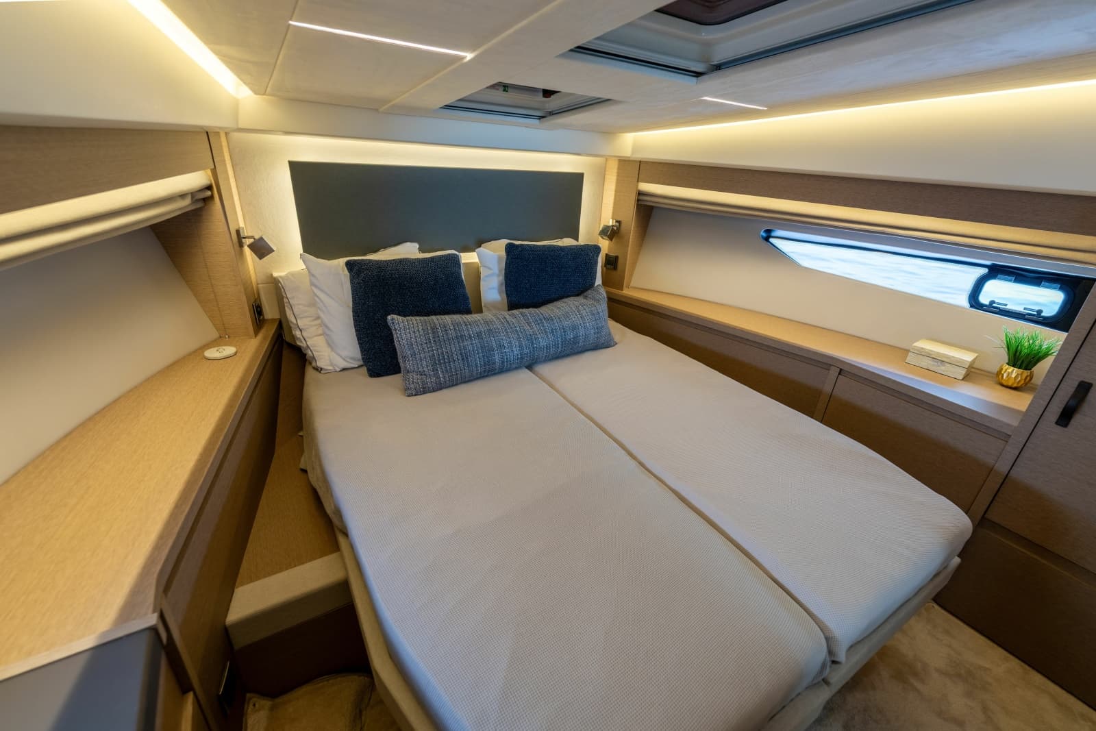 2022 Prestige 520 - Photo 12