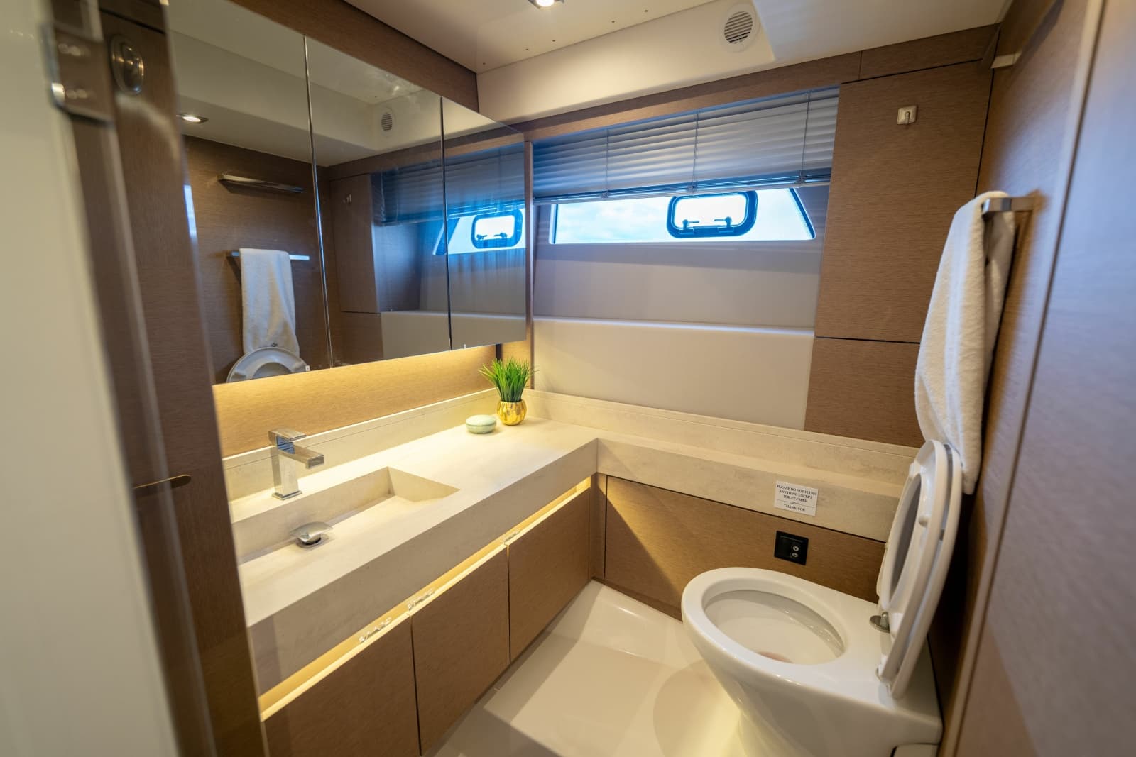 2022 Prestige 520 - Photo 19