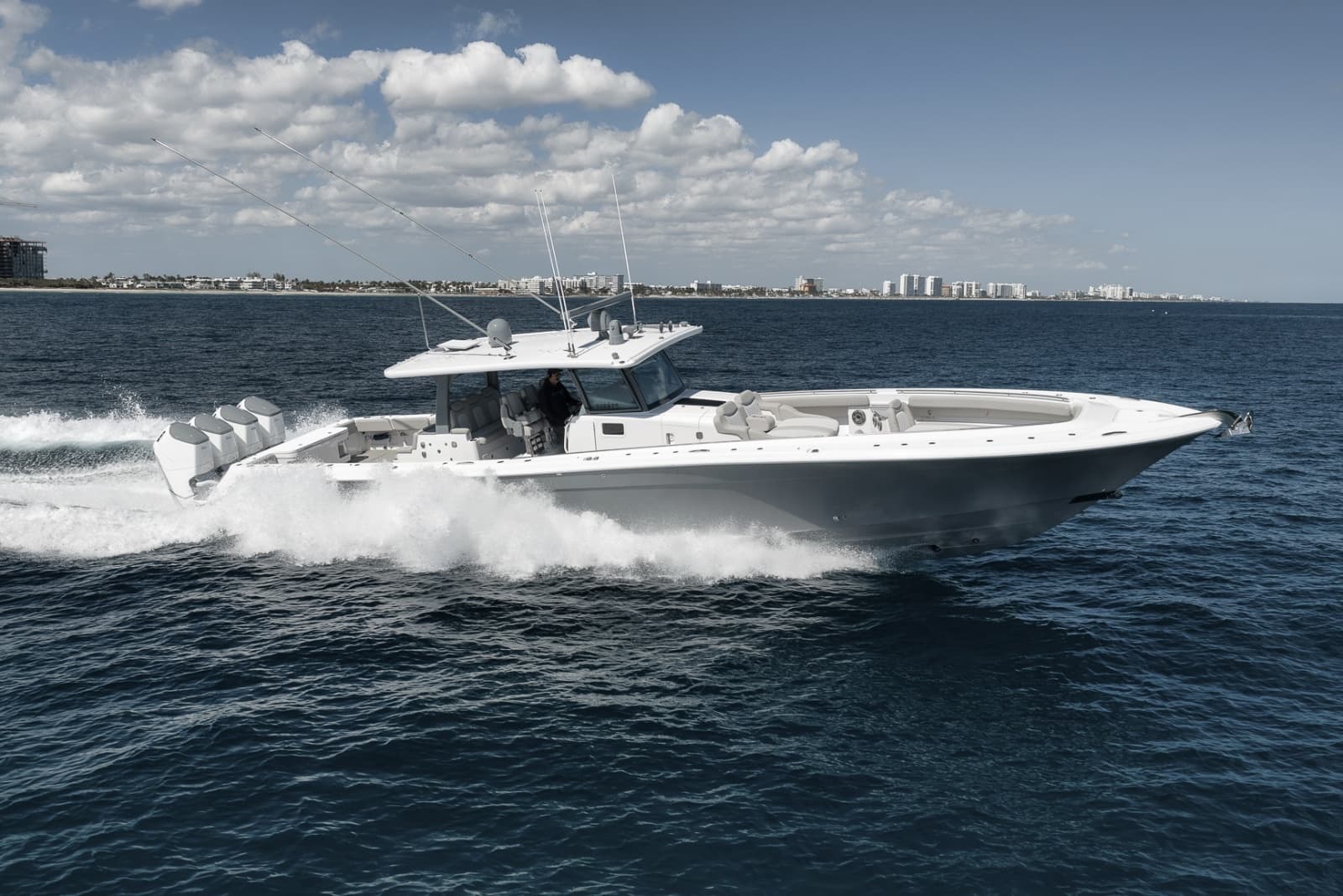 2025 HCB 53 Suenos - Photo 1