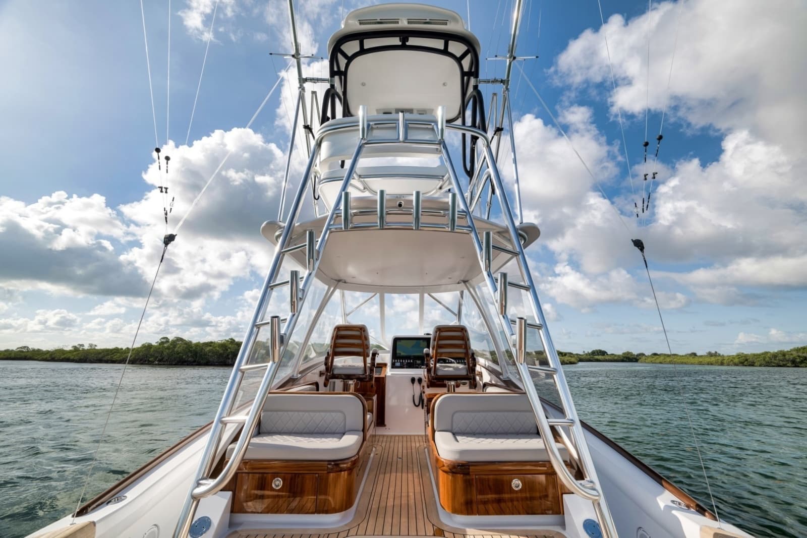 2022 Winter Custom Yachts 38 Walk Around - Photo 8