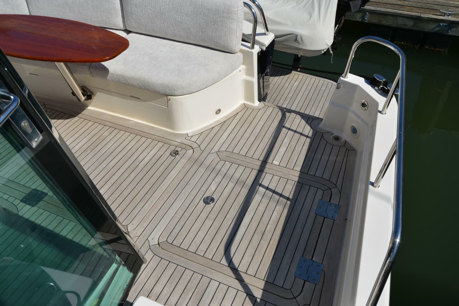 2012 Sabre 48 Salon Express - Photo 51