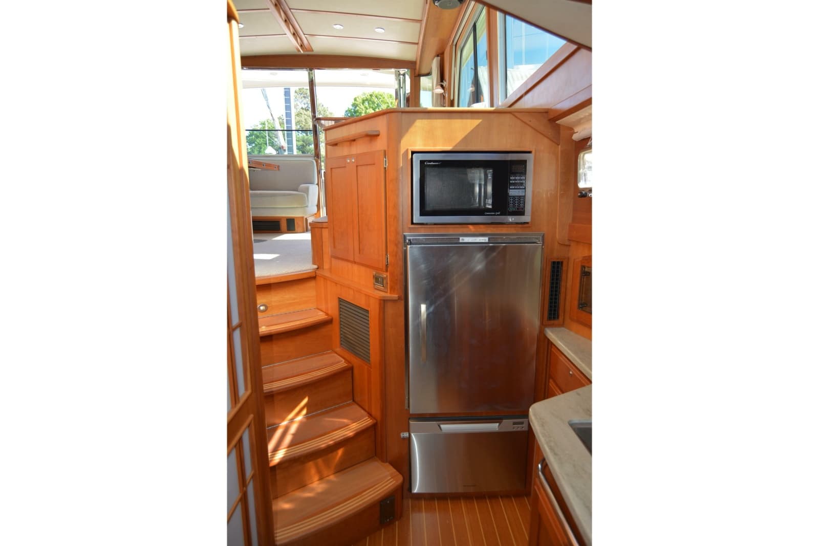 2012 Sabre 48 Salon Express - Photo 101