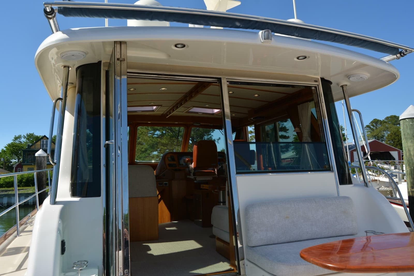2012 Sabre 48 Salon Express - Photo 53