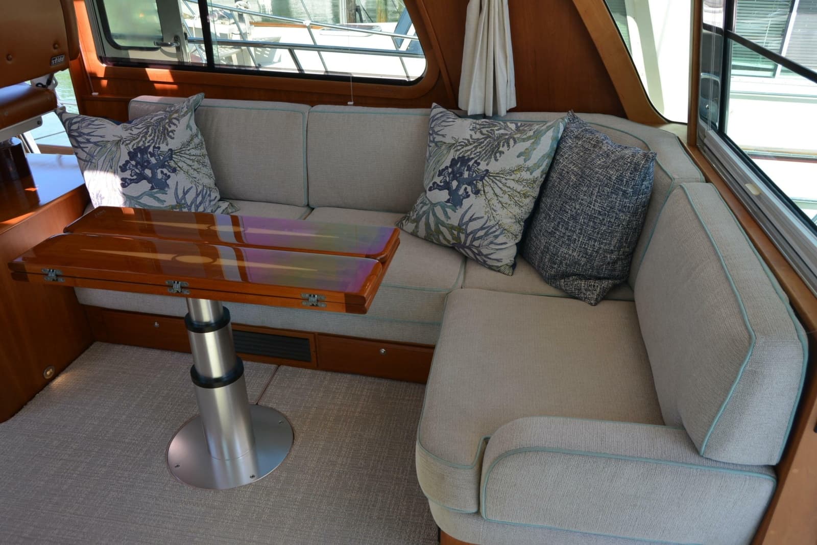 2012 Sabre 48 Salon Express - Photo 69
