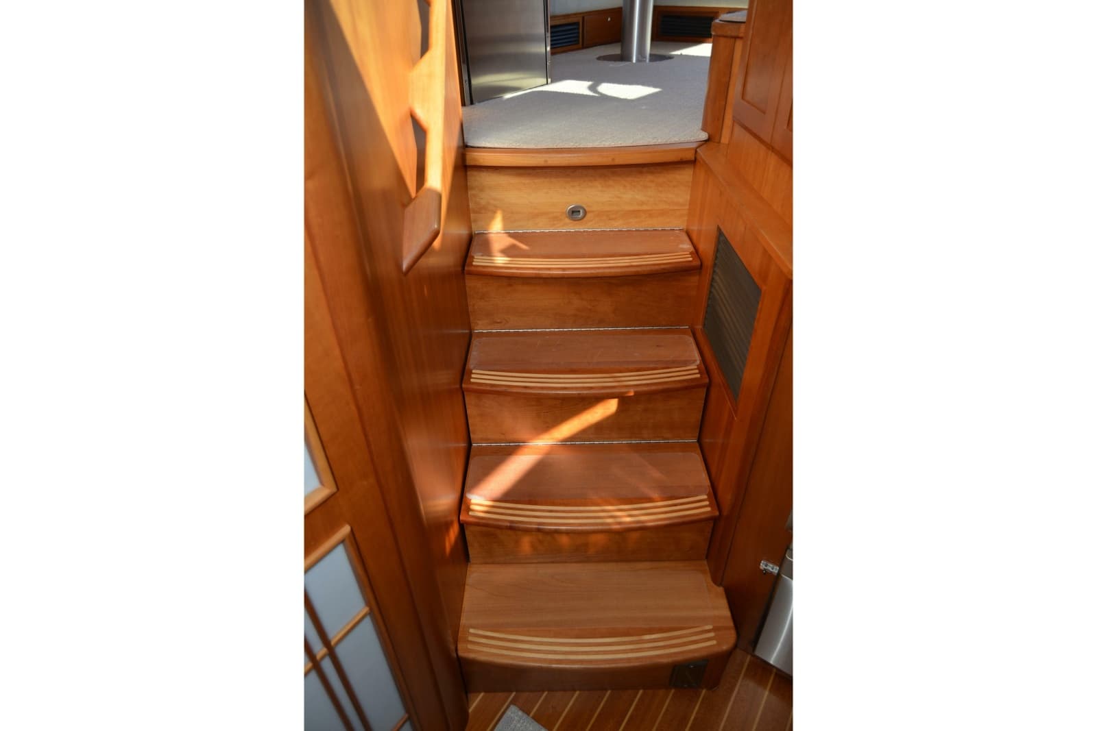 2012 Sabre 48 Salon Express - Photo 106
