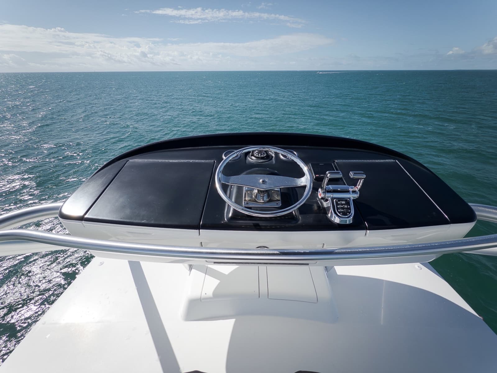 2015 Viking 76 Enclosed Bridge - Photo 14