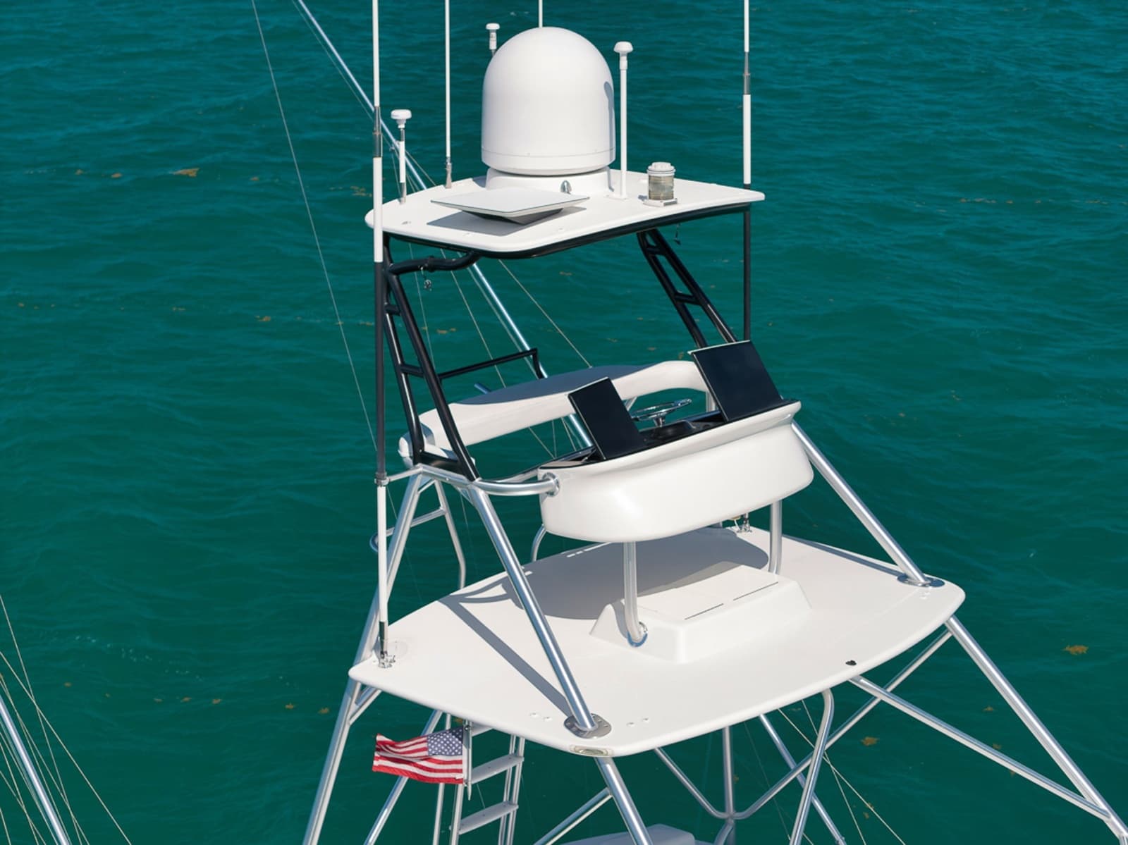 2015 Viking 76 Enclosed Bridge - Photo 13