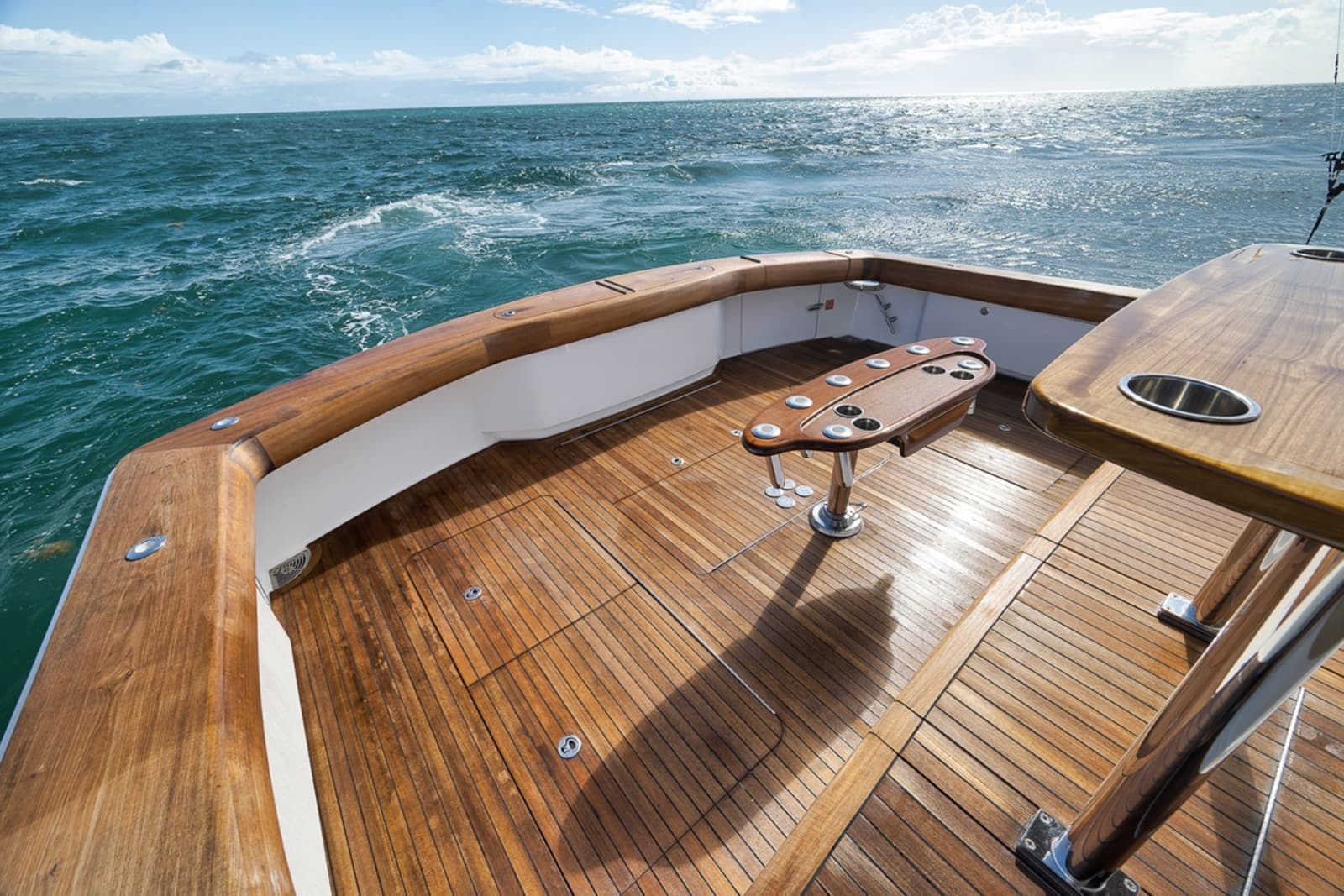 2015 Viking 76 Enclosed Bridge - Photo 22
