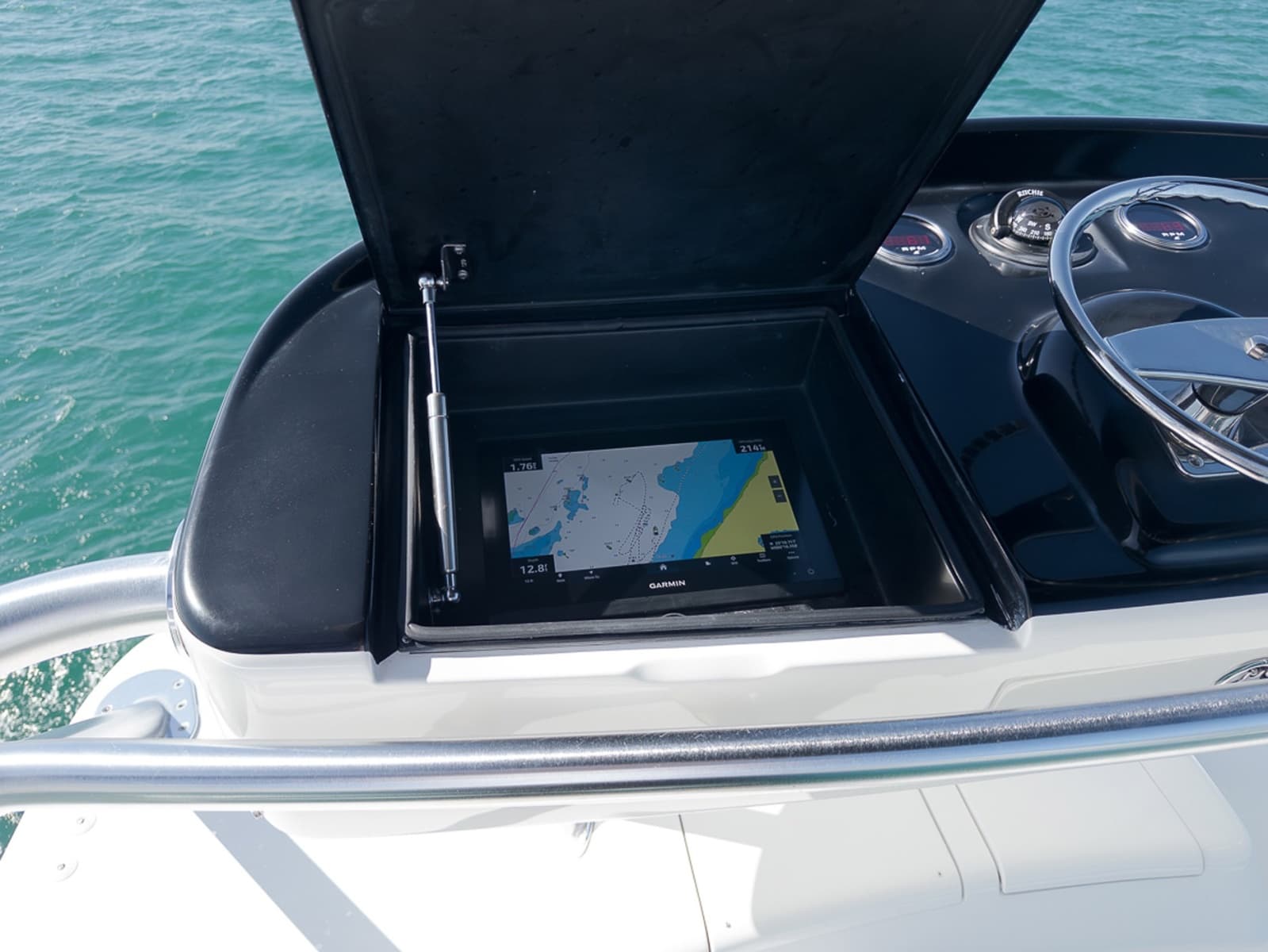 2015 Viking 76 Enclosed Bridge - Photo 16