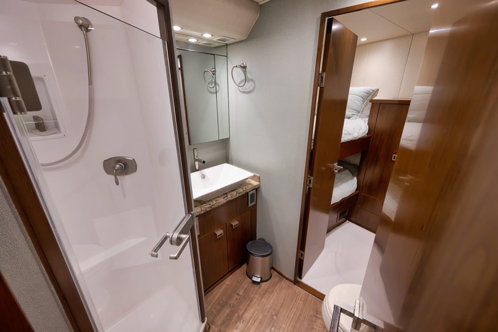 2015 Viking 76 Enclosed Bridge - Photo 48