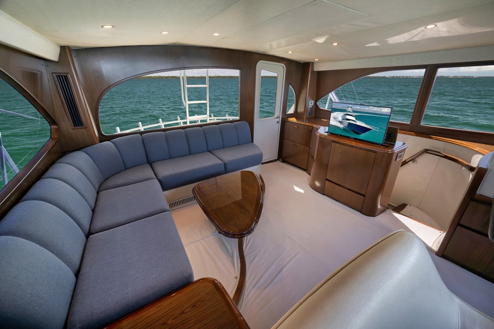 2015 Viking 76 Enclosed Bridge - Photo 27