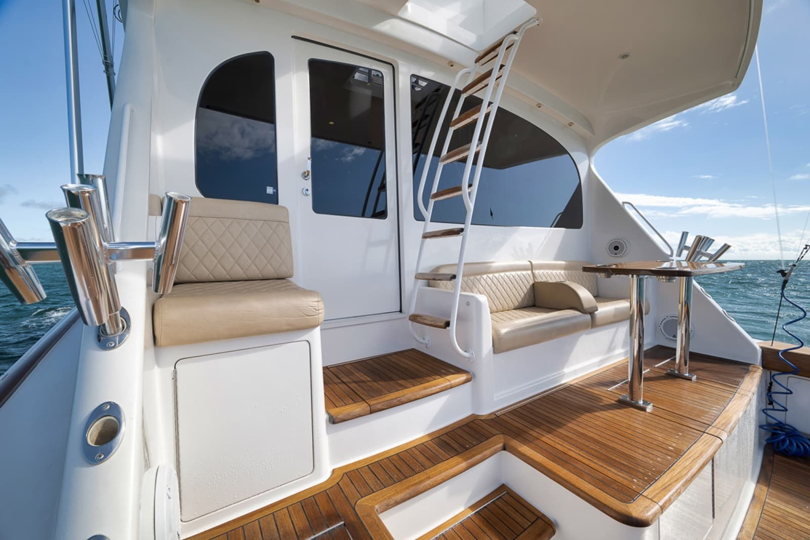 2015 Viking 76 Enclosed Bridge - Photo 21