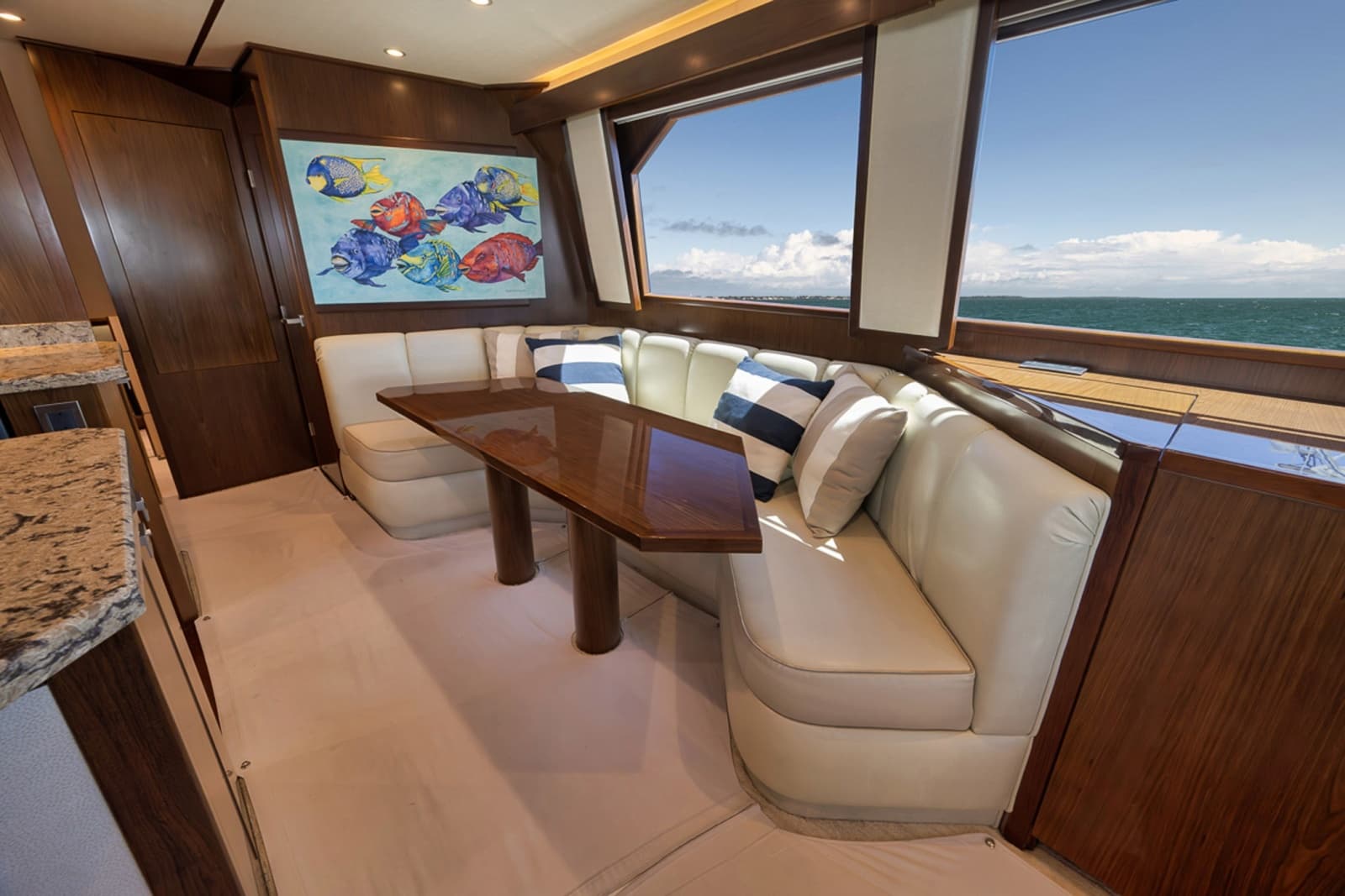 2015 Viking 76 Enclosed Bridge - Photo 31