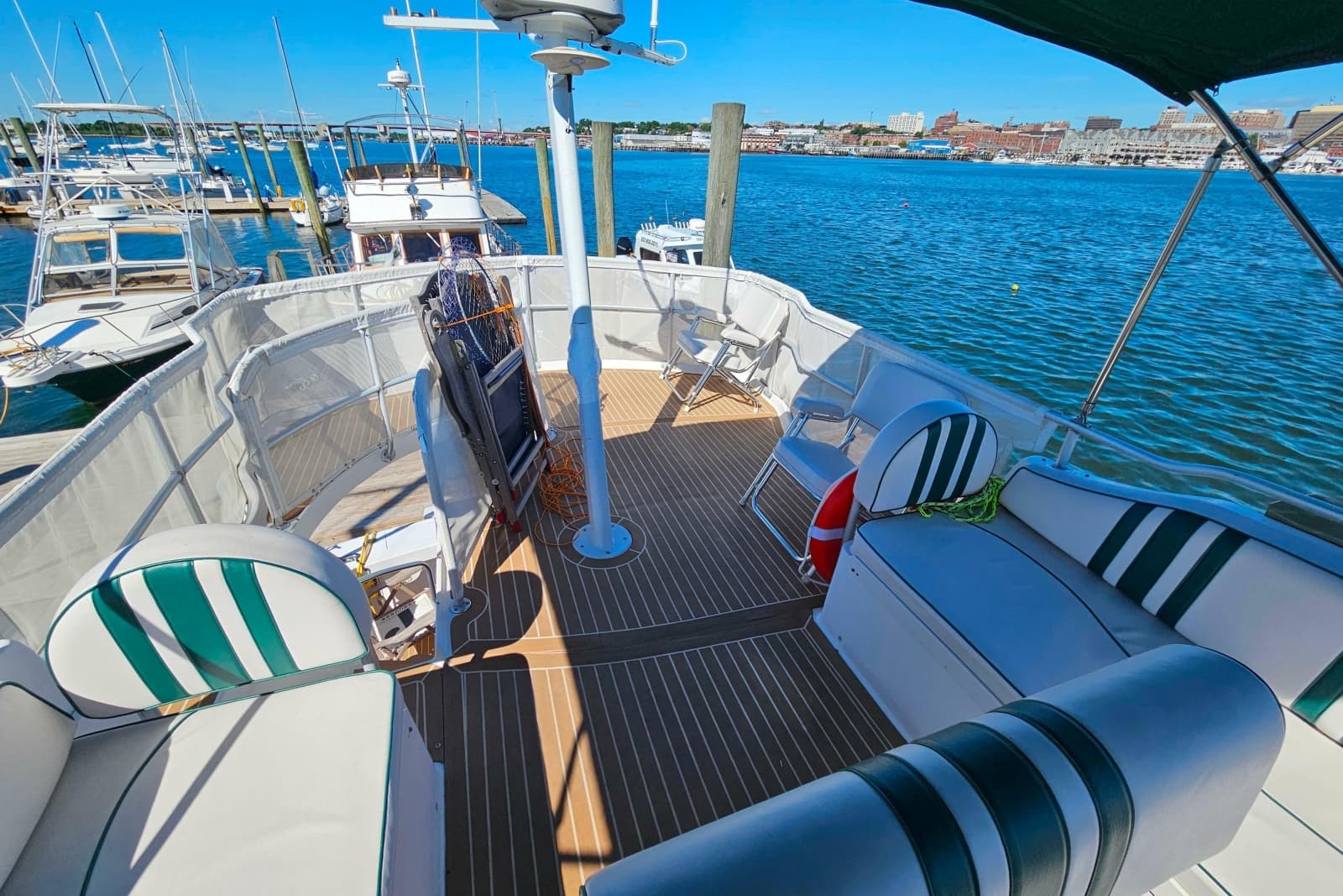 2000 Mainship 39 Trawler - Photo 17