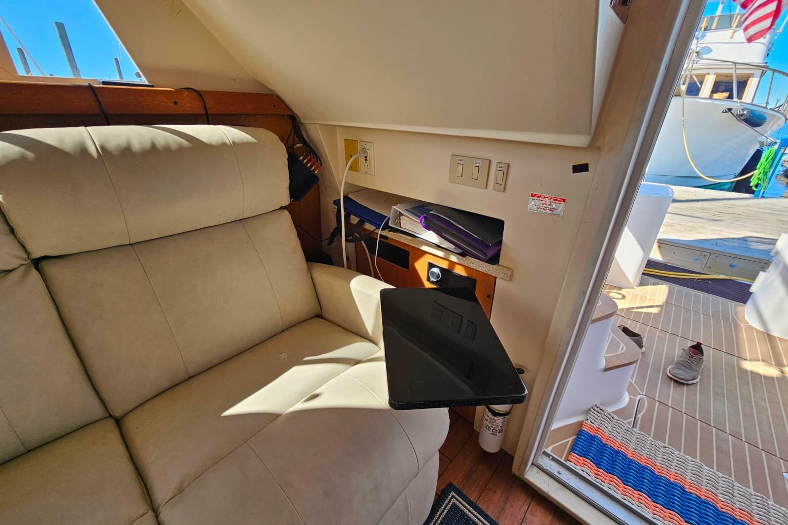 2000 Mainship 39 Trawler - Photo 30