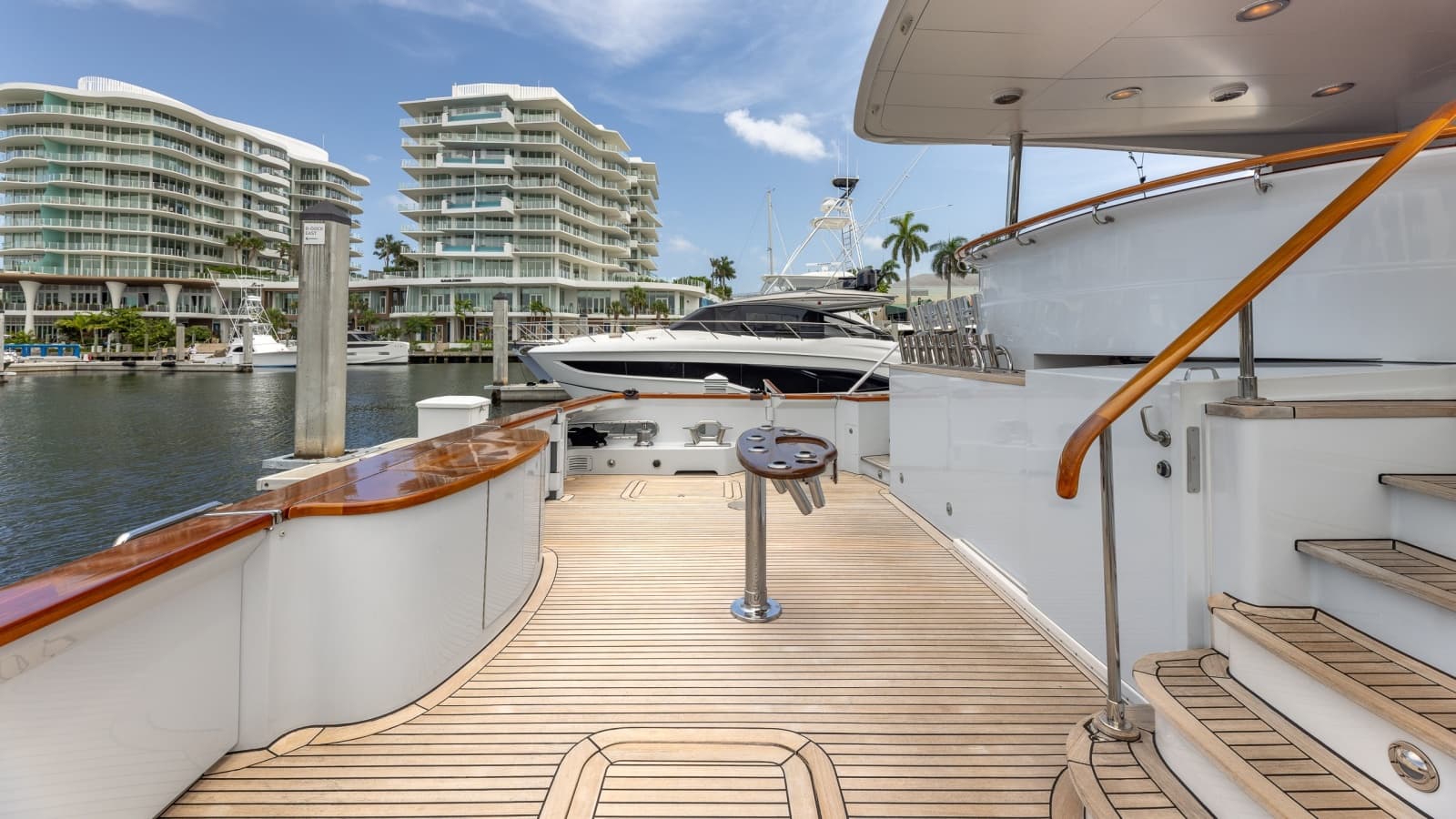 1998 Trinity Yachts  - Photo 5
