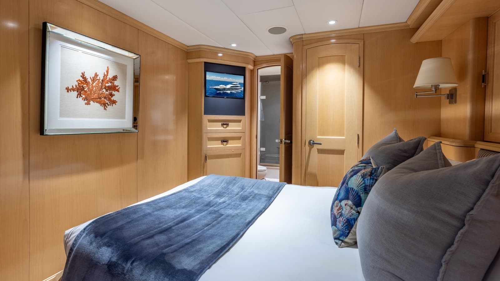 1998 Trinity Yachts  - Photo 43