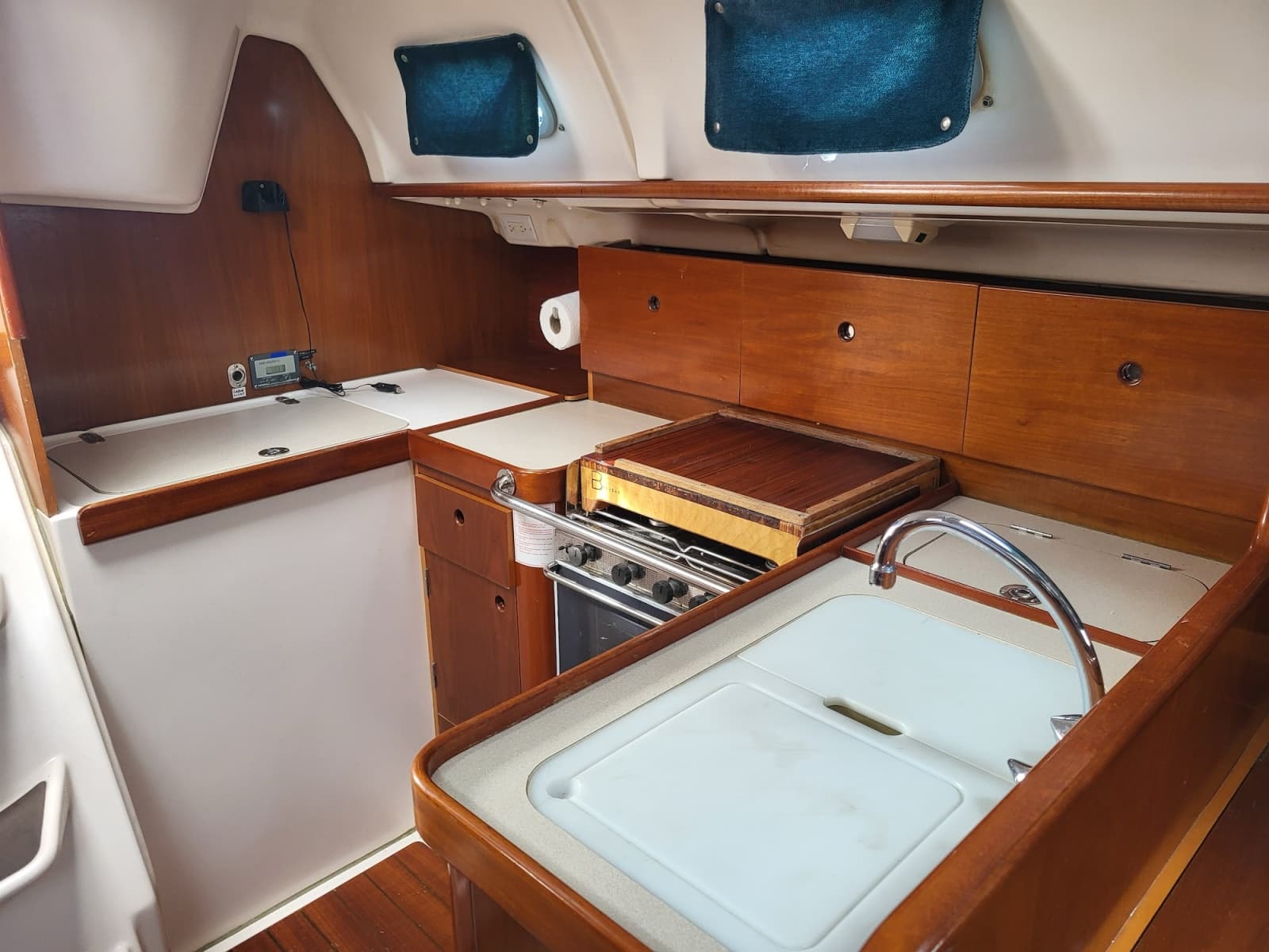 1996 Beneteau Oceanis 321 - Photo 4