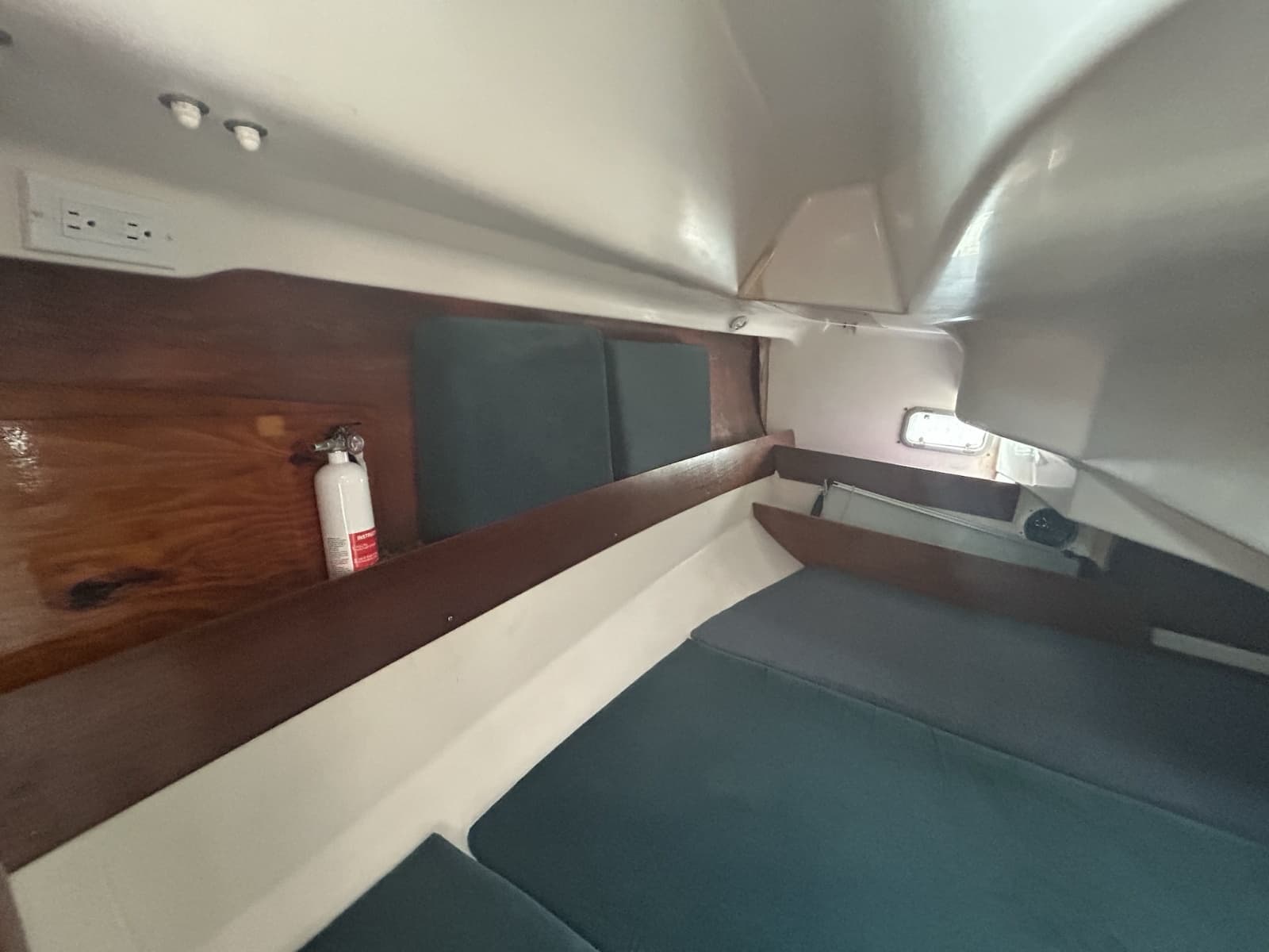 1996 Beneteau Oceanis 321 - Photo 46